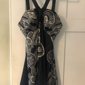 Adorable black and white paisley print dressy top